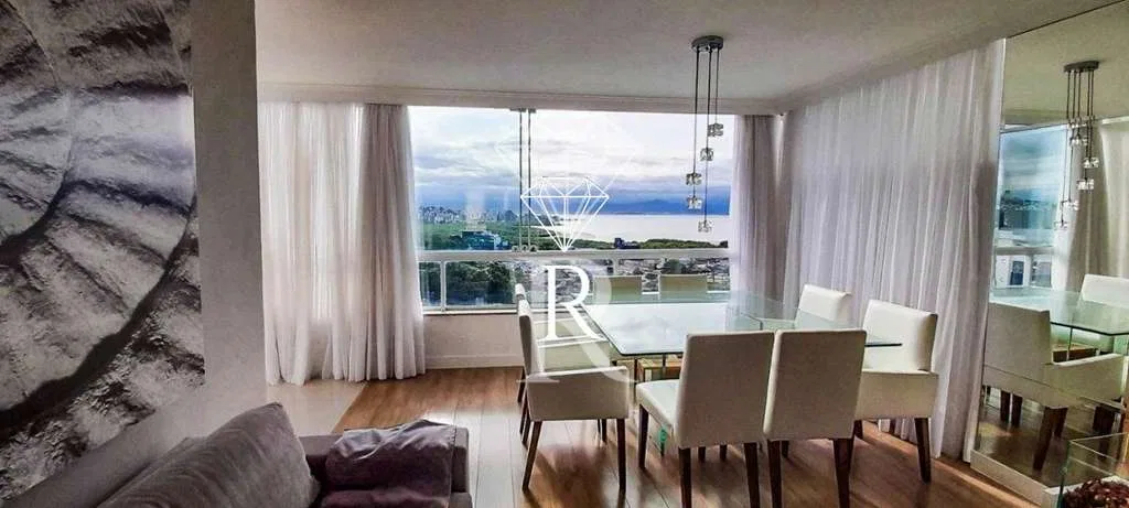 Furnished 3-bedroom top-floor home with garden and BBQ — photo 3