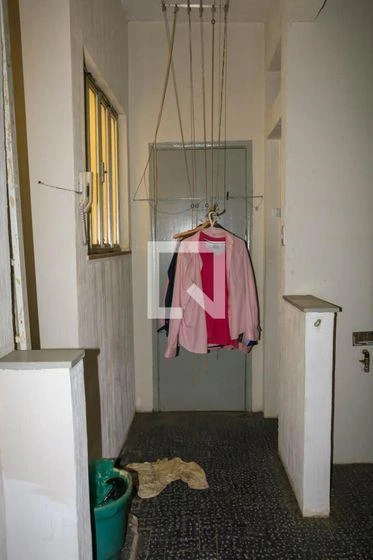 2-bedroom apartment with a washing machine — photo 11