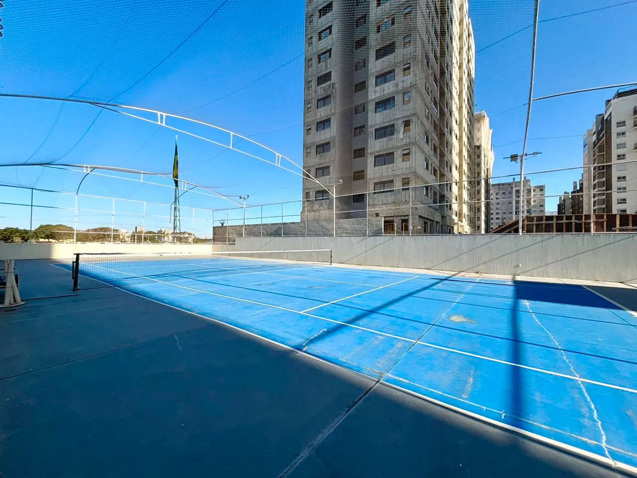 75 m² apartment with 2 bedrooms and a balcony — photo 44