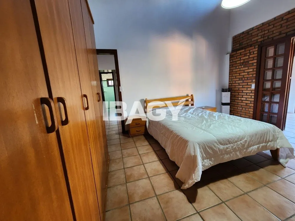 Furnished 2-bedroom house with balcony and 2 parking spaces — photo 13