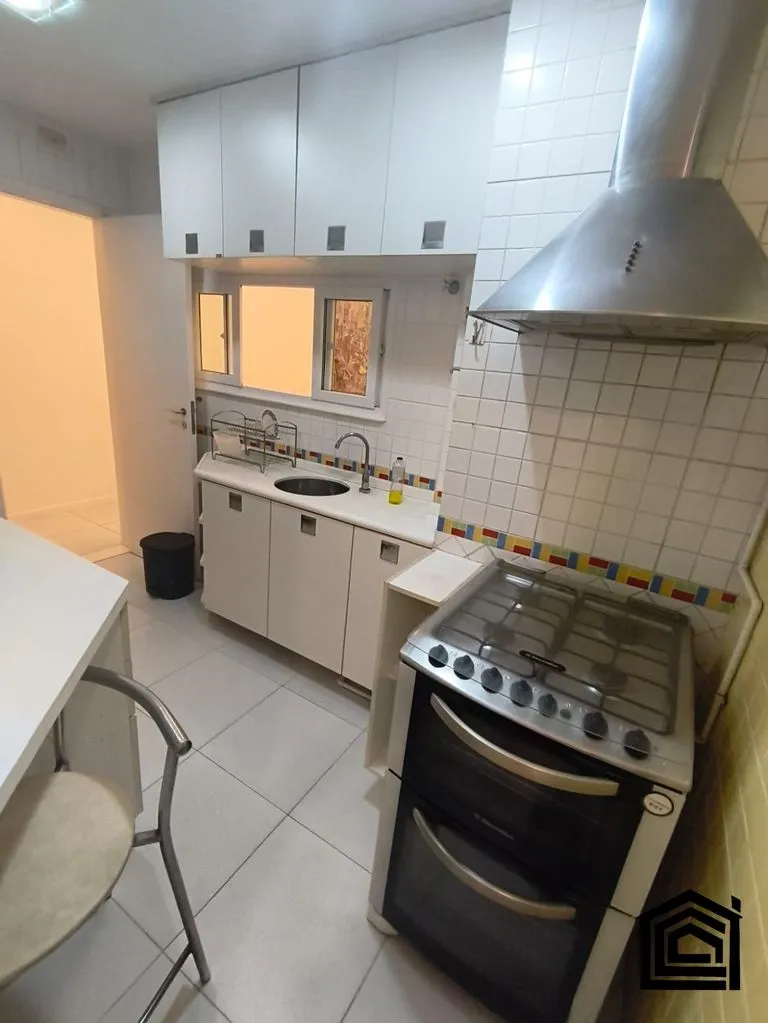 Furnished 77 m² apartment with 3 bedrooms and balcony — photo 8