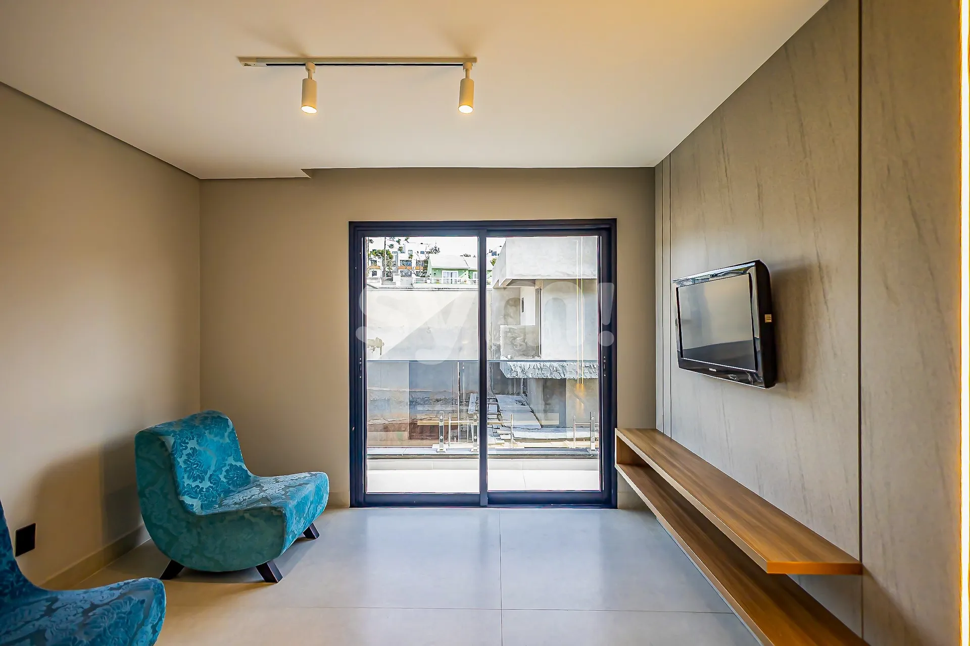 172 m² condominium house with open-plan kitchen — photo 24