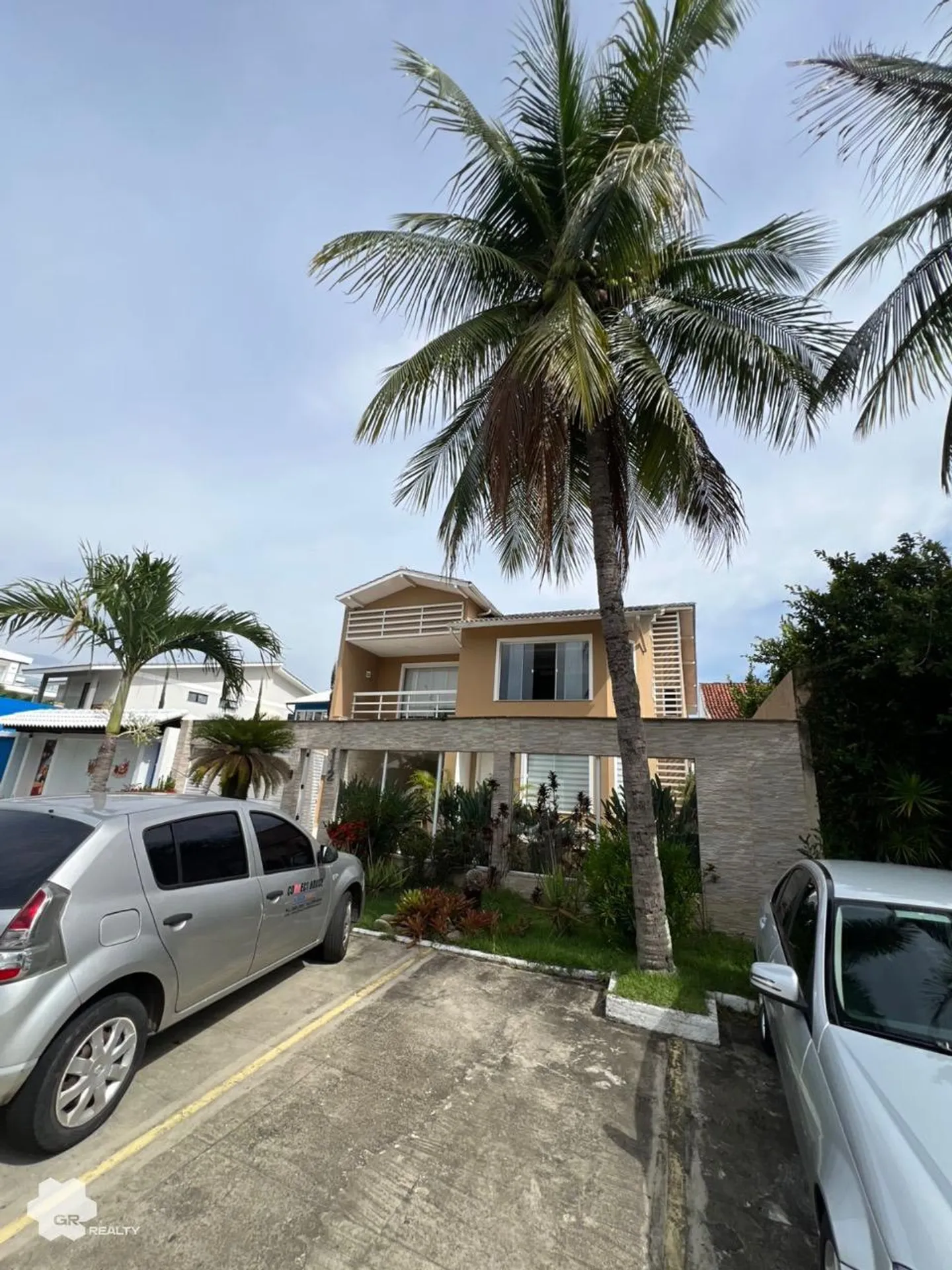 House with 6 en-suite bedrooms and 468 m² of space — photo 22