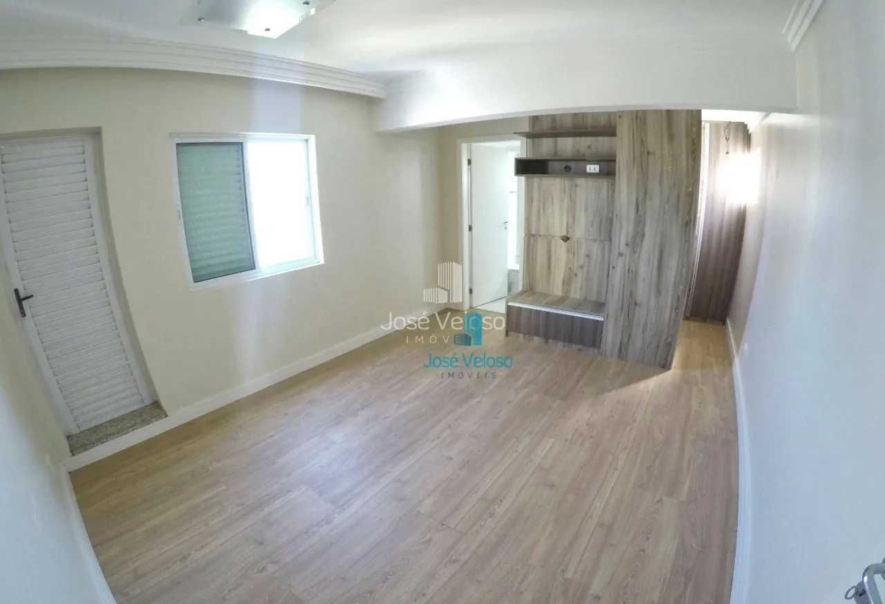 Furnished apartment with 4 en-suite bedrooms — photo 12