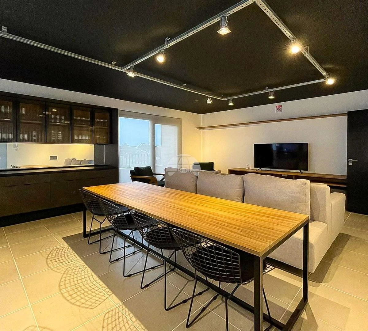 Furnished apartment, 31 m², with floor-to-ceiling windows — photo 24