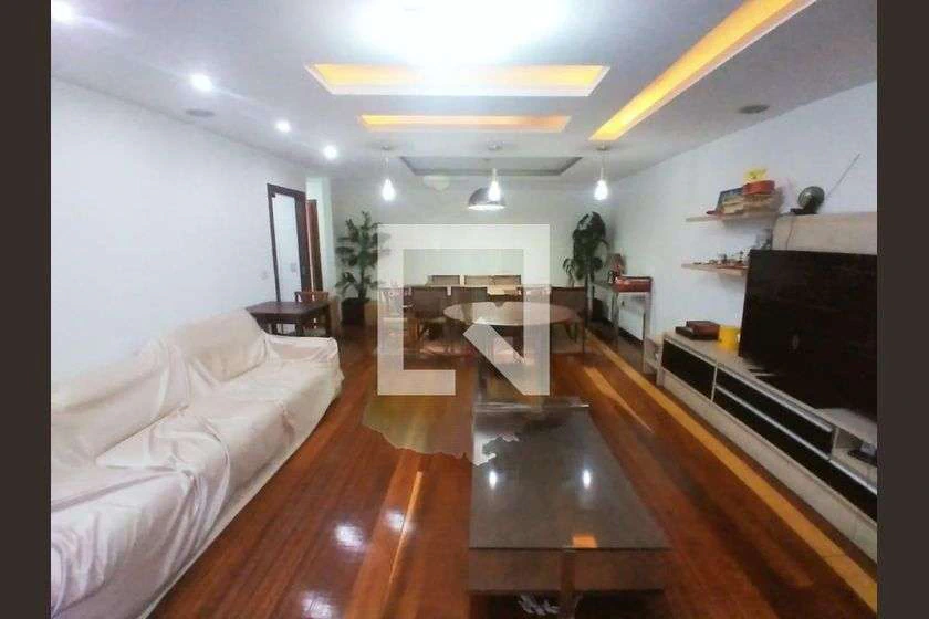 Apartamento mobiliado com 6 quartos e 240 m² — photo 9