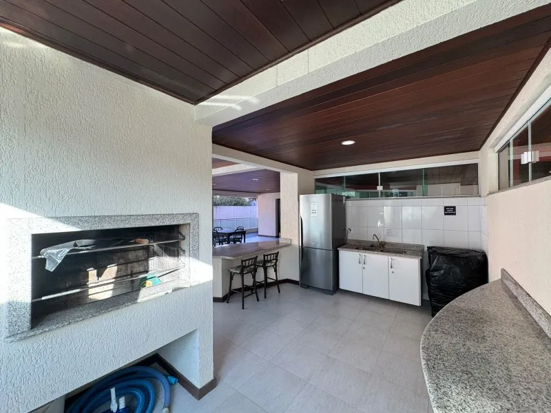 Furnished apartment, 124 m², with floor-to-ceiling windows — photo 39