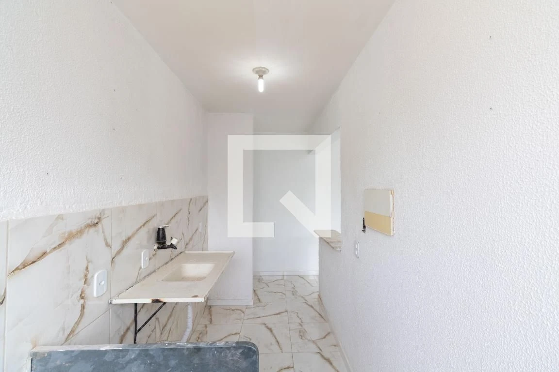 Apartamento sem mobília com 2 quartos e cozinha integrada — photo 48