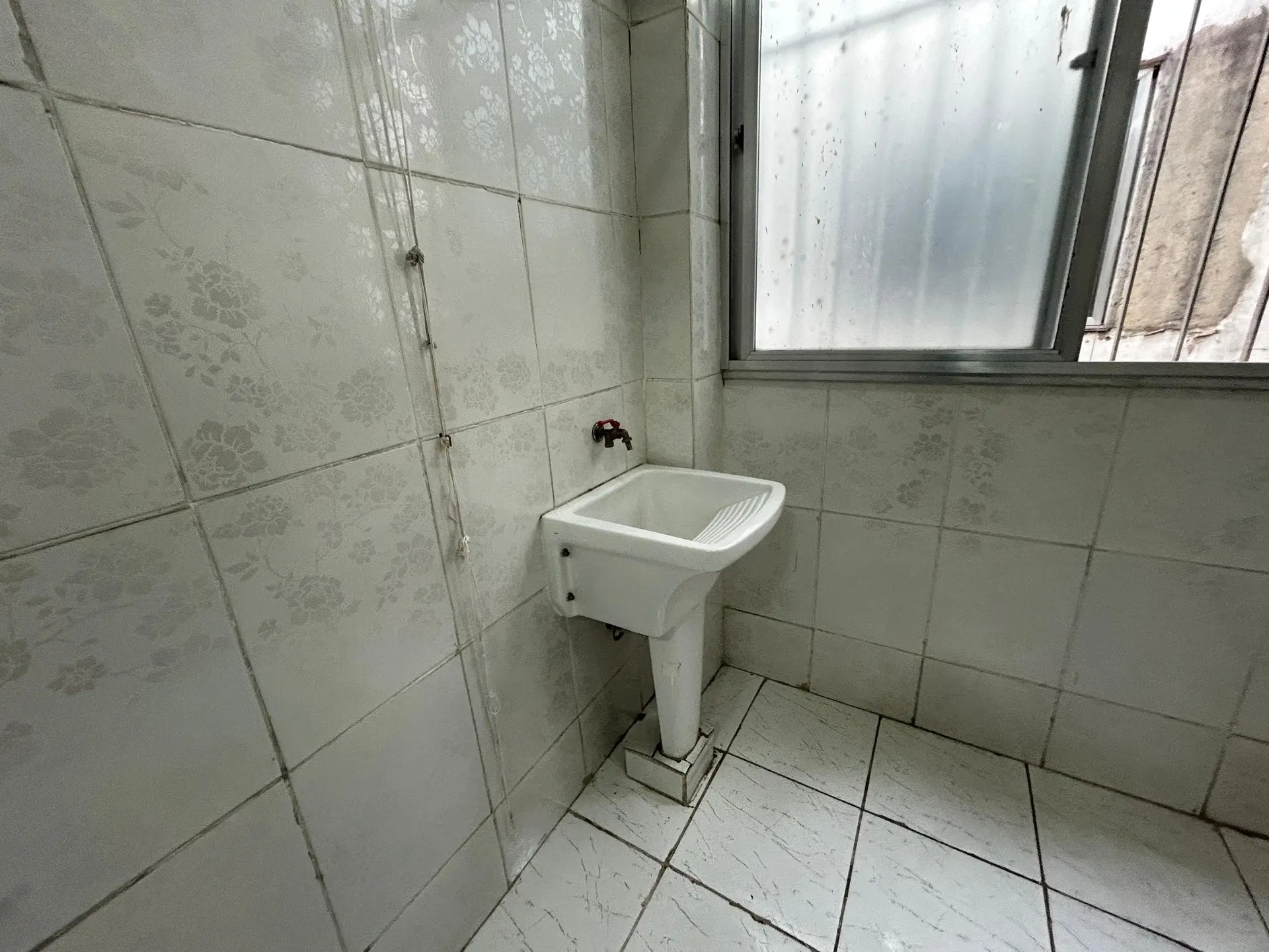 Невмебльована квартира з 2 спальнями та закритою кухнею — photo 7