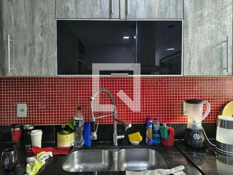 Dishwasher in a 4-bedroom house, 220 m² — photo 9