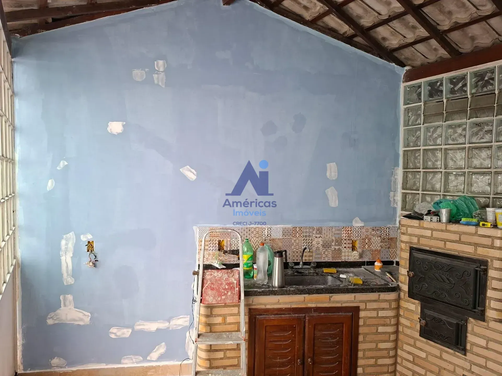 Casa sem mobília com churrasqueira na varanda — photo 58