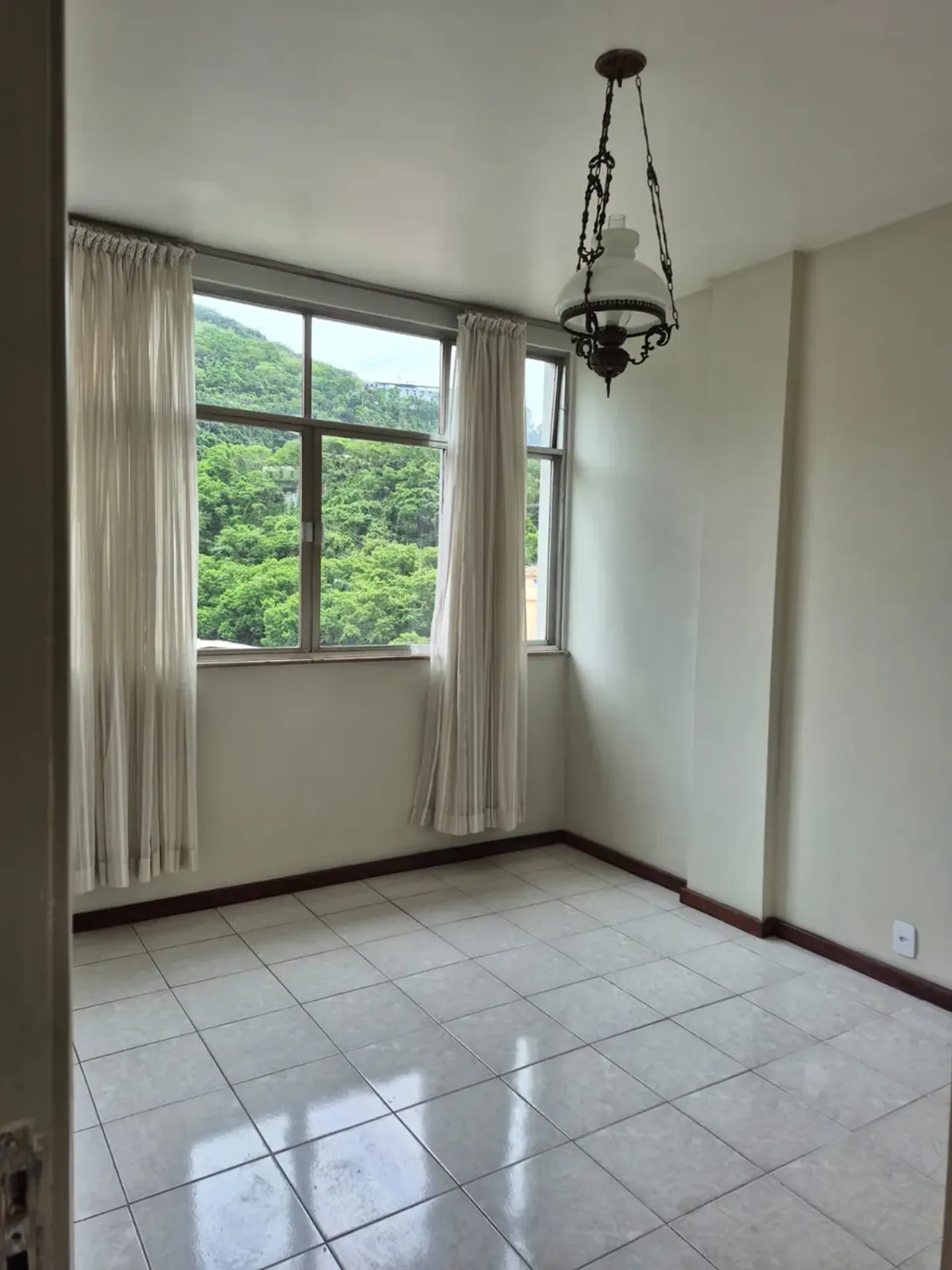 Apartment on the 5th floor with a park view — photo 13