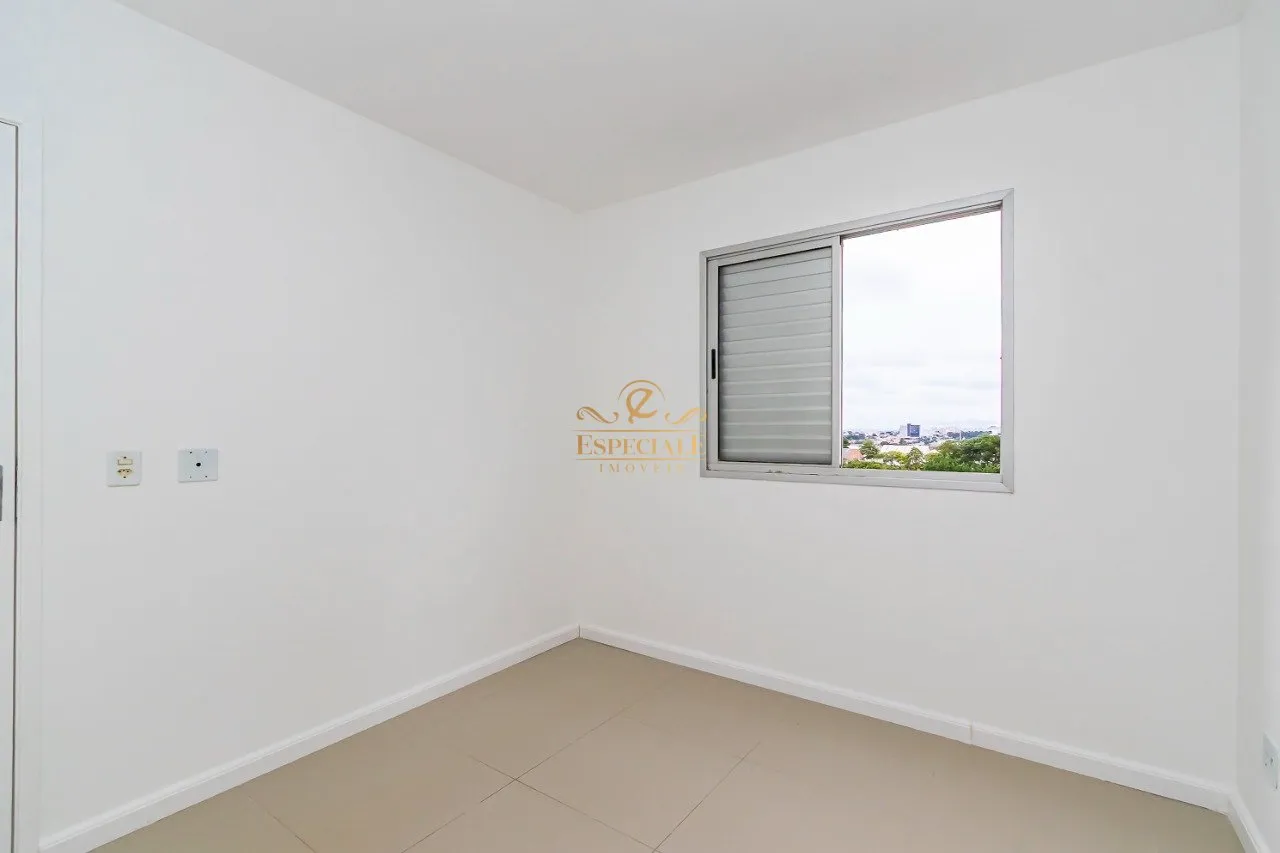 2-bedroom apartment with a balcony and parking spot — photo 20