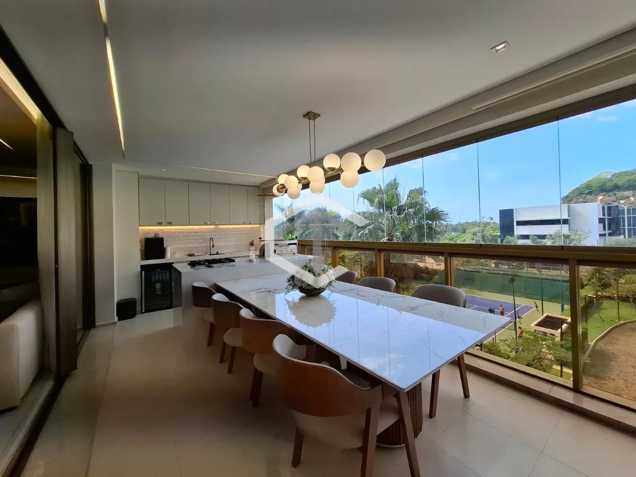 217 m² apartment with a mountain view and a private pool — photo 27