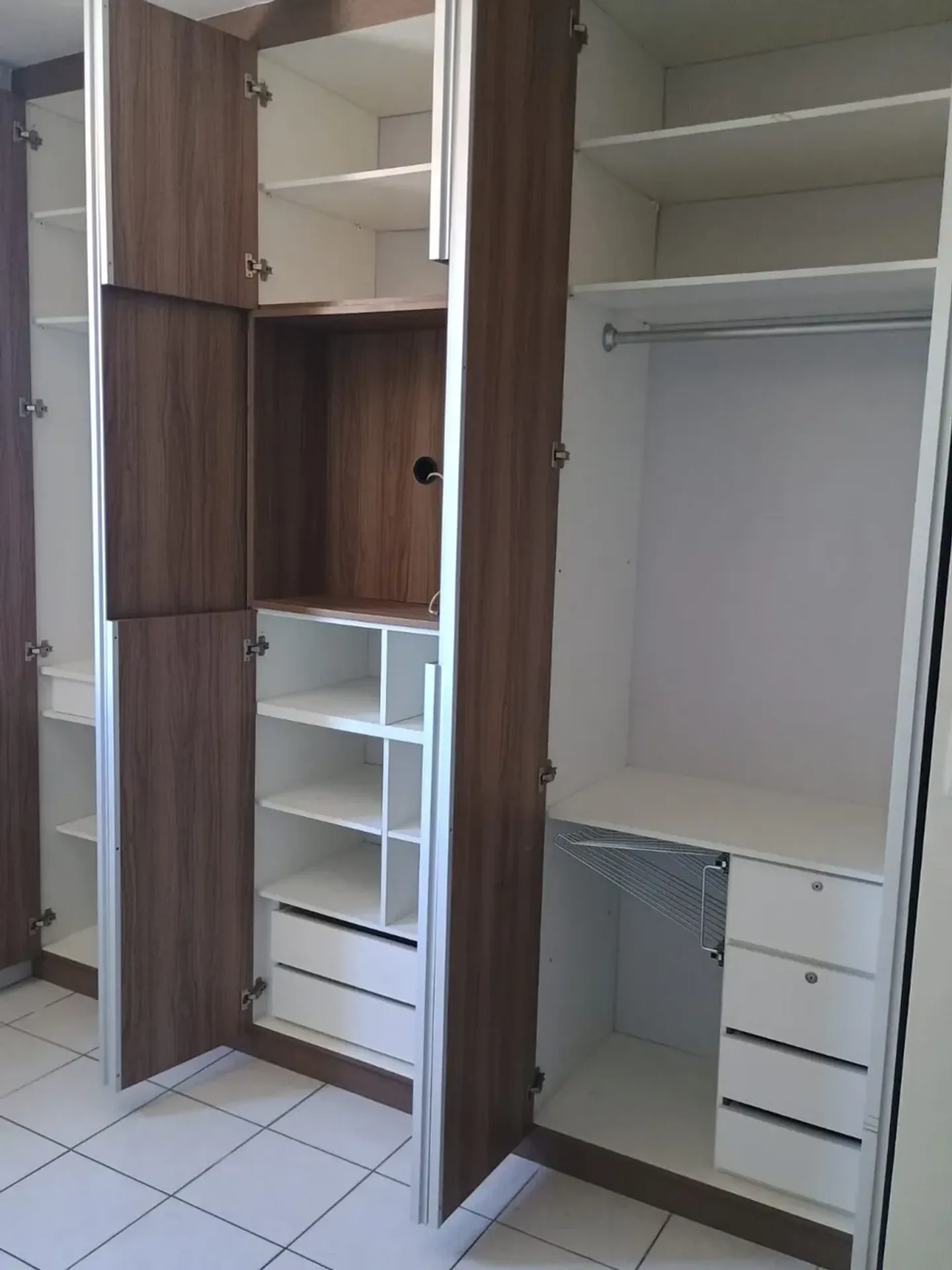 3-bedroom apartment with a walk-in closet in João Pessoa — photo 5
