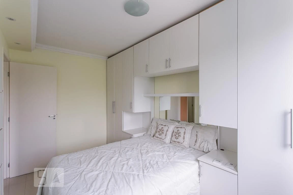 Furnished 2-bedroom apartment with a balcony — photo 34