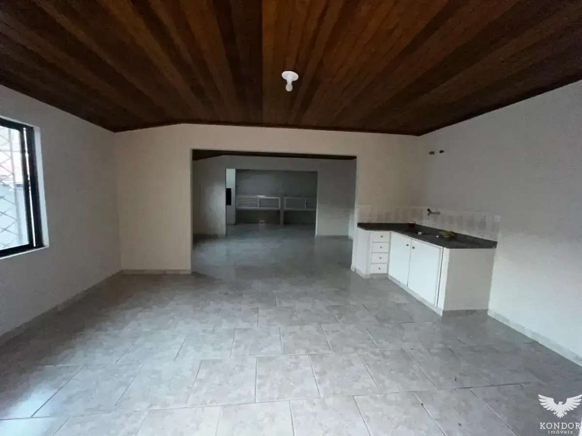 Single-level house with 220 m², 3 bedrooms and BBQ — photo 23