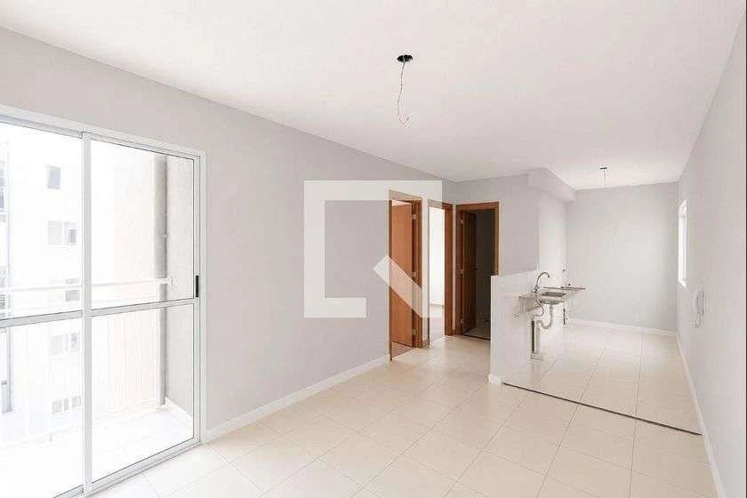 Apartamento de 2 quartos com kitchenette compacta — photo 7