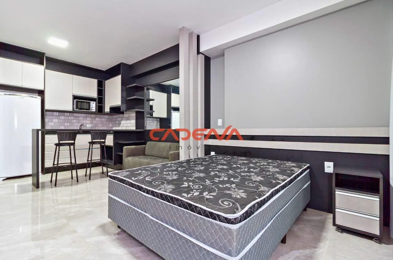 Furnished studio with open-plan kitchen and 1 bedroom — photo 6