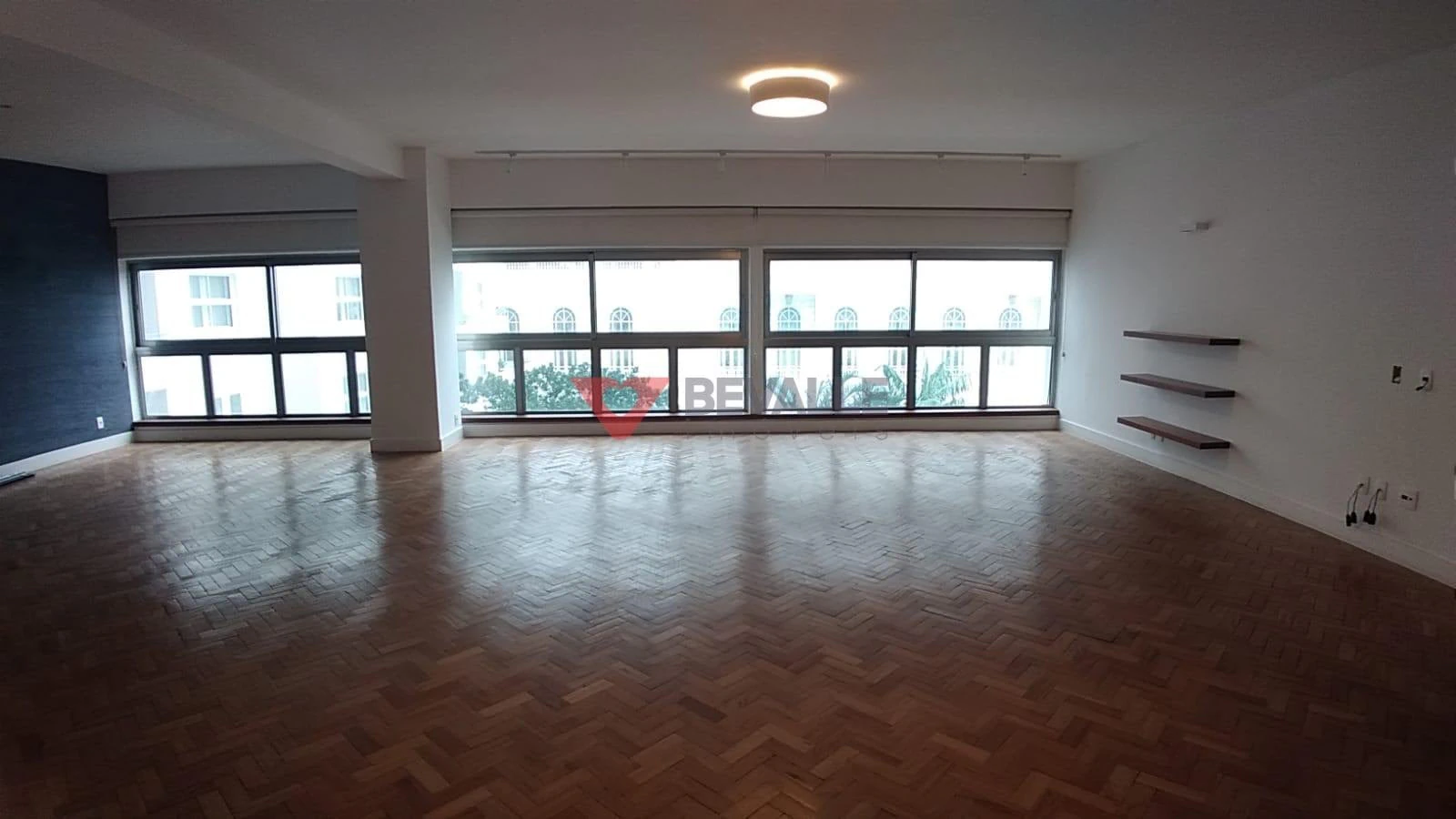 Rental apartment with 3 bedrooms, balcony, 3 baths — photo 16