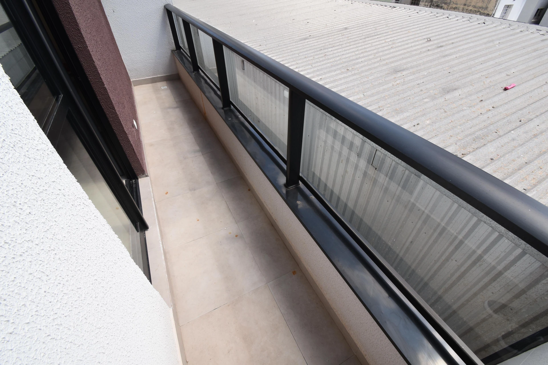 Furnished studio, 22 m², with a glass-enclosed balcony — photo 38