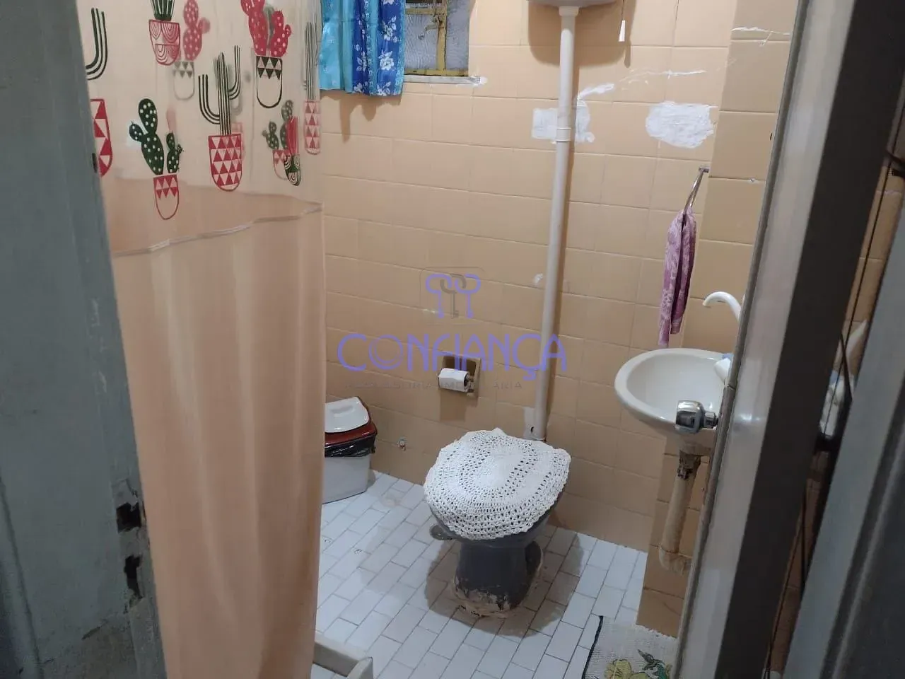 Casa mobiliada com cozinha e fogão a gás — photo 32