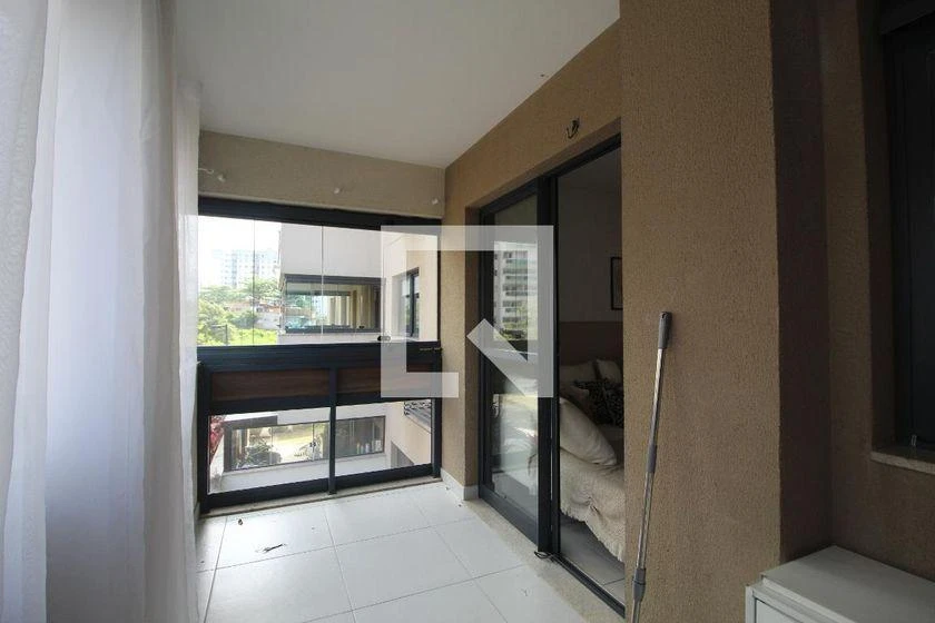 3-bedroom apartment in a building with a gym — photo 22