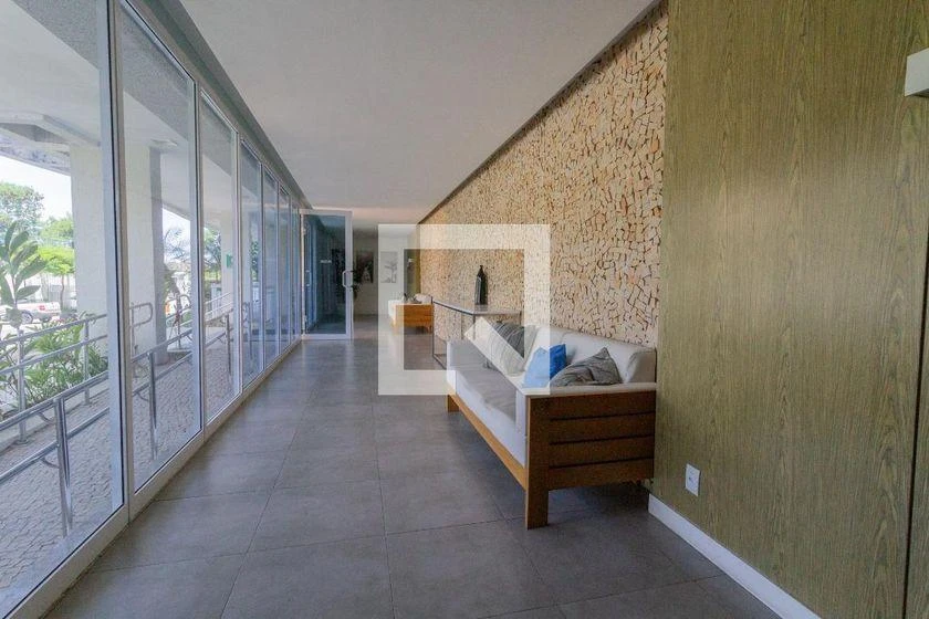Furnished 70 m² apartment with open-plan kitchen — photo 35