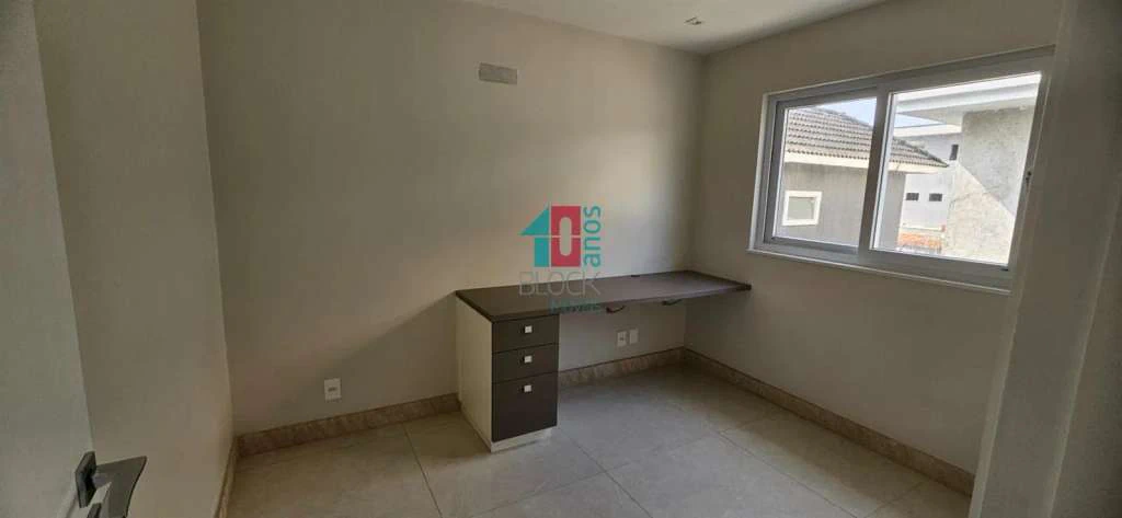House with 4 bedrooms, 3 en-suites, 11 bathrooms and 2 parking — photo 24