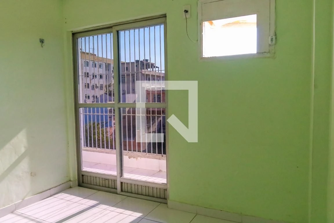 Apartment with 3 bedrooms, balcony and 1 parking spot — photo 31
