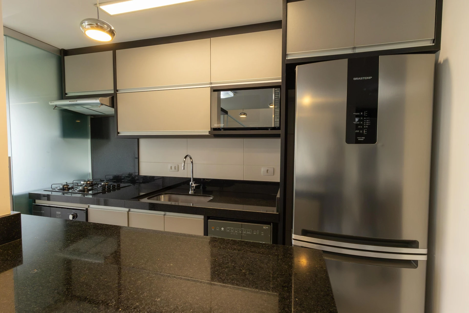 2-bedroom apartment with a glass-enclosed balcony — photo 24
