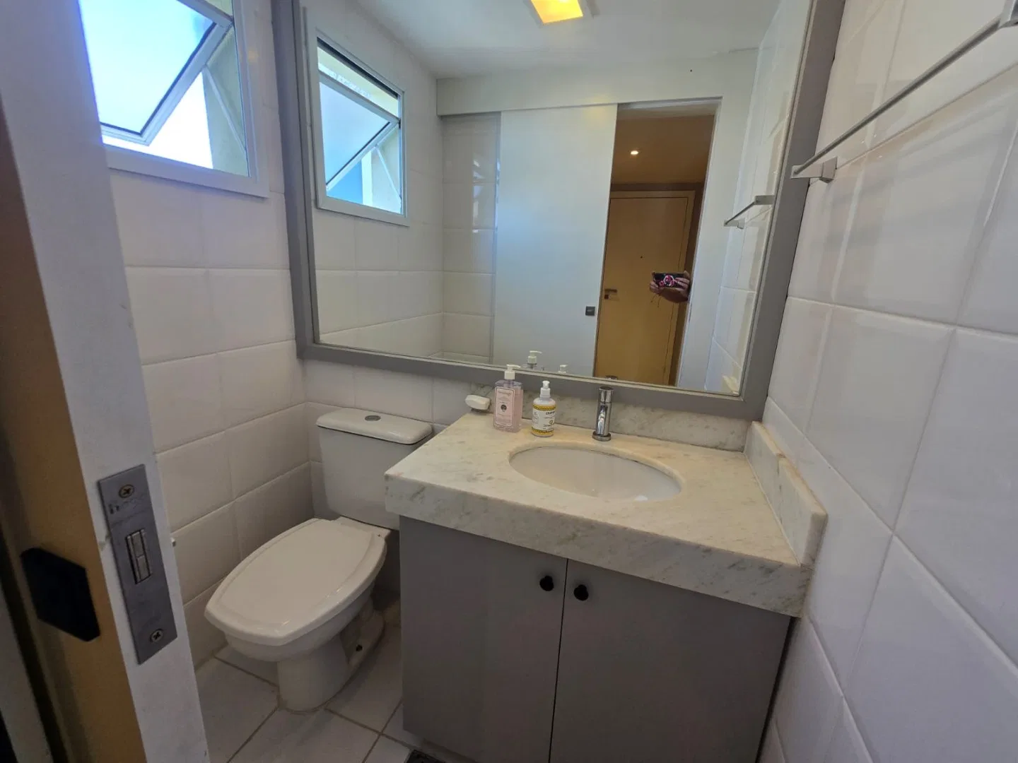 Мебльована квартира 65 м² з 2 спальнями і 1 паркомісцем — photo 25
