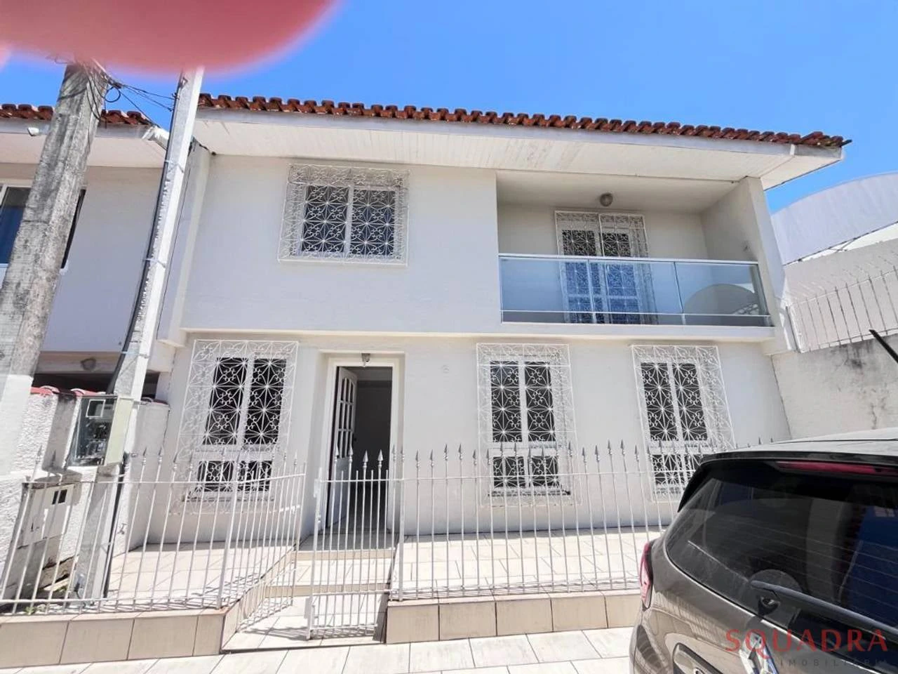 3-bedroom house with a bathtub in Curitiba — photo 6