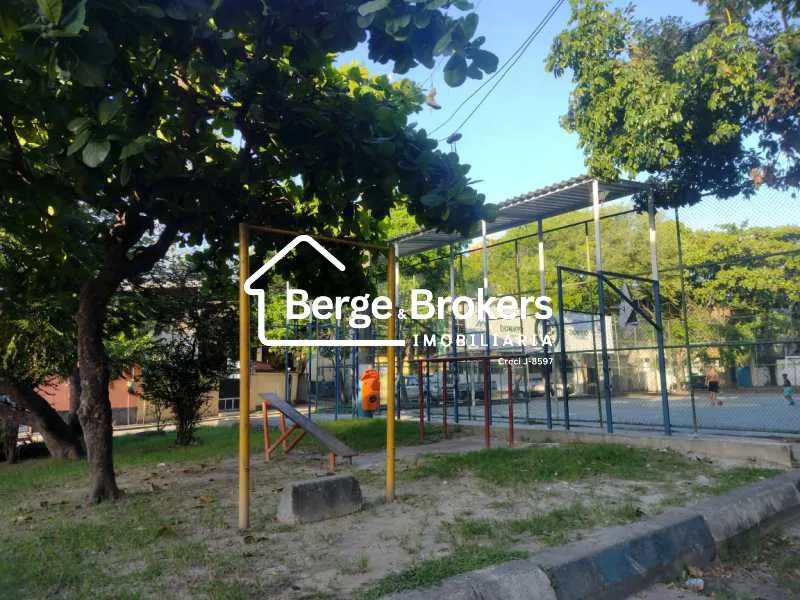 Residential house with a separate kitchen and 2 bedrooms — photo 17