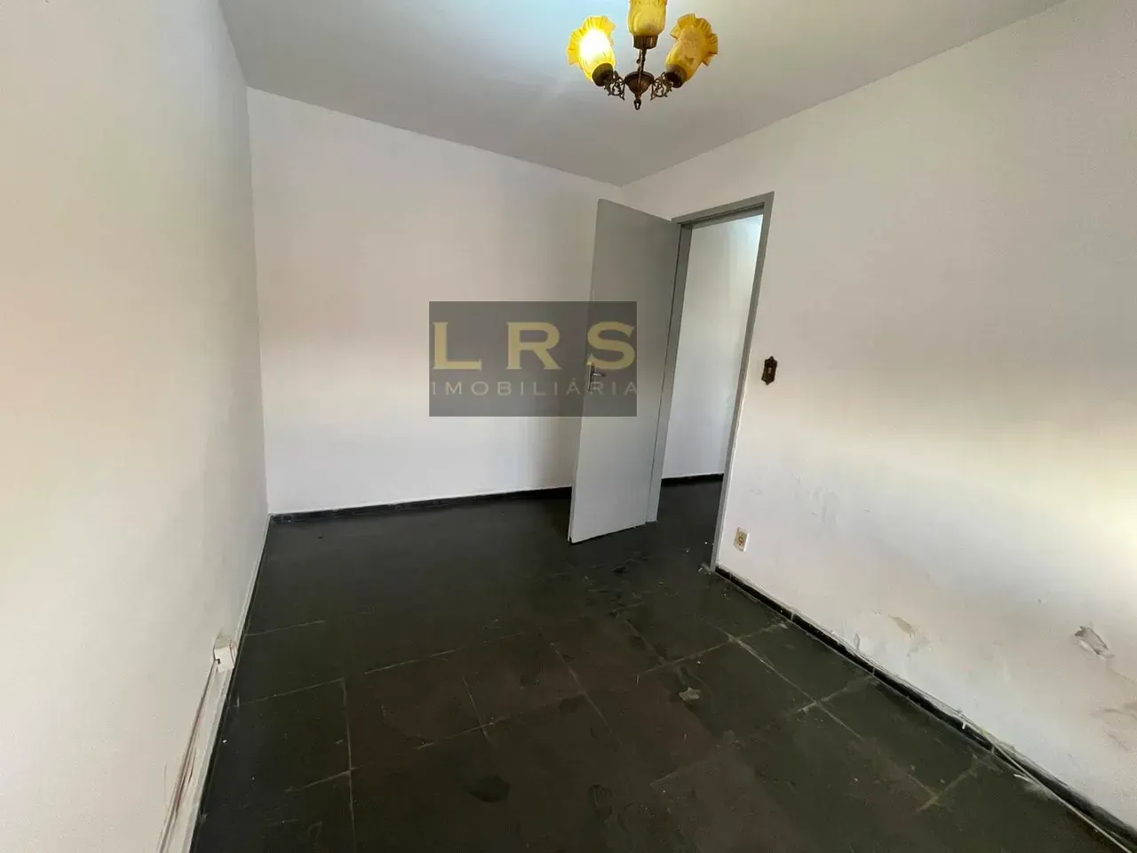Apartamento mobiliado de 2 quartos com cozinha a gás — photo 2