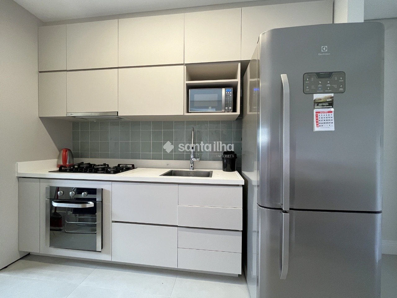 2-bedroom apartment with a washing machine in Florianópolis — photo 2
