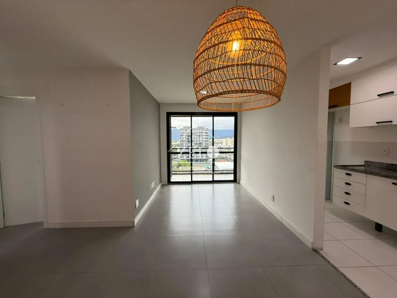 2-bedroom apartment with open-plan gas kitchen — photo 6