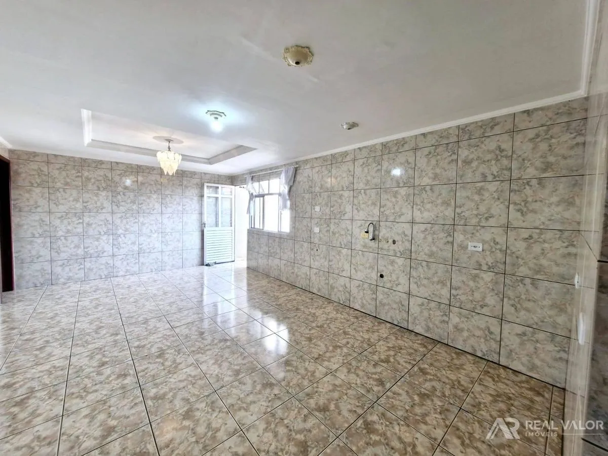 Apartamento de 3 quartos com 120 m² e varanda