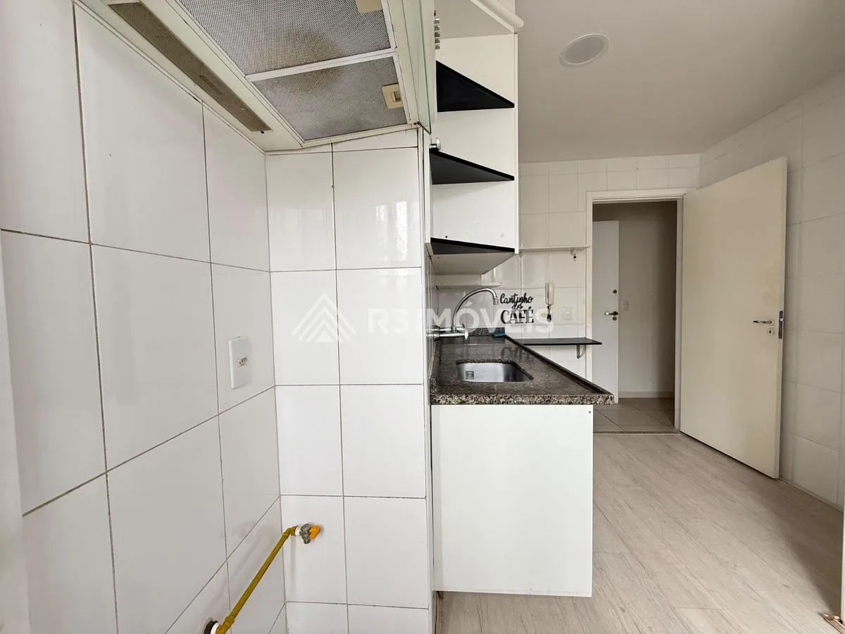 3-bedroom apartment, 1 with its own bathroom, 98 m² — photo 10