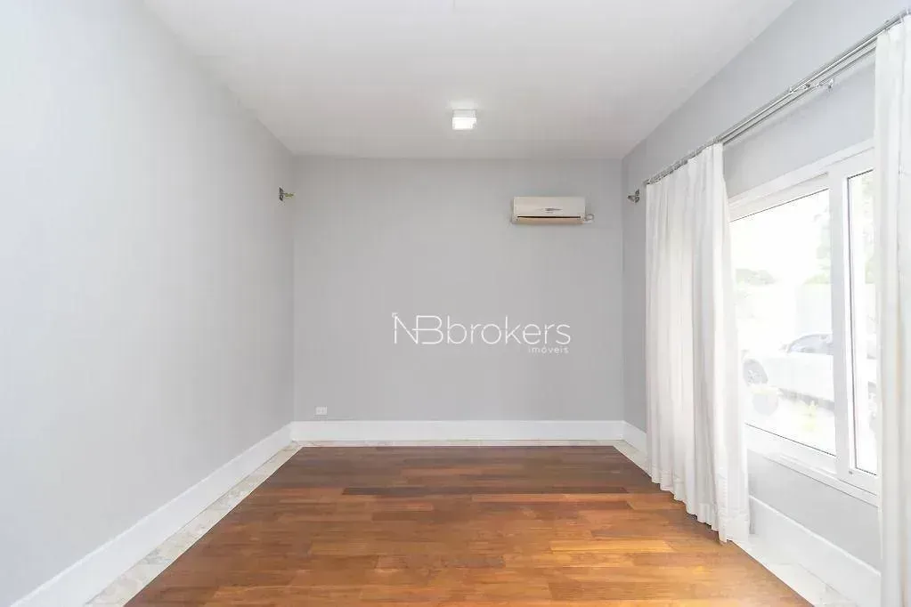 Furnished house with 4 bedrooms and a private garden — photo 7
