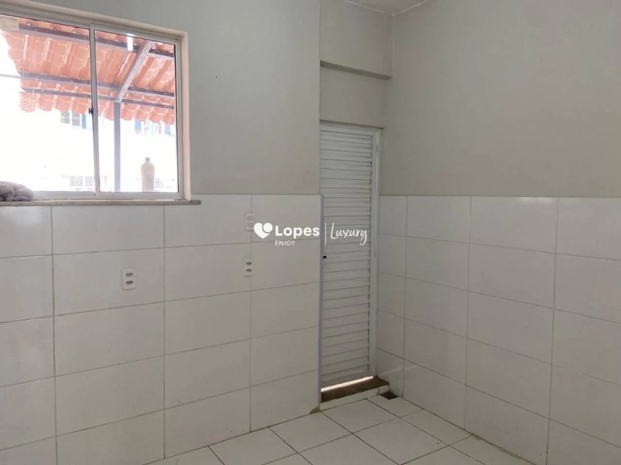 Unfurnished house with 2 bedrooms and 1 bathroom — photo 21