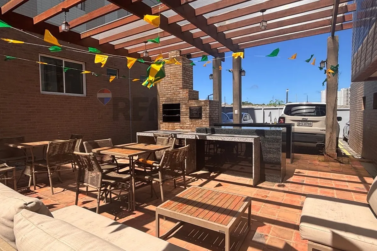 2-bedroom apartment with a private BBQ — photo 9