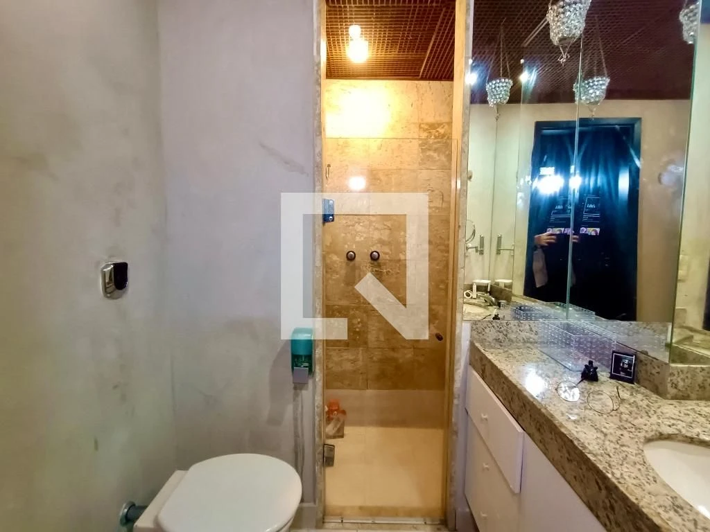 Furnished 2-bedroom apartment with private balcony BBQ — photo 56