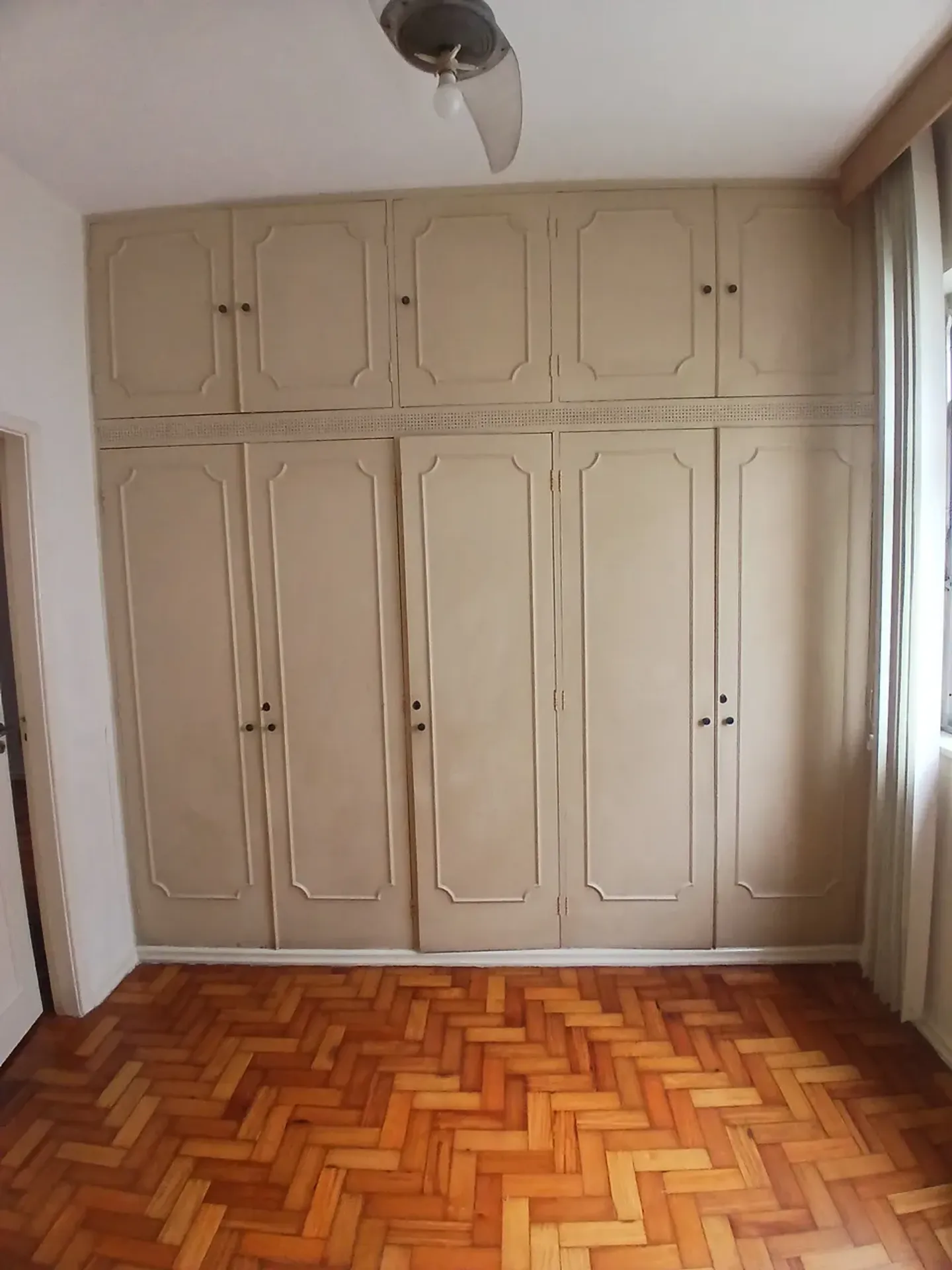 Apartamento de 2 quartos com vaga e vista para a cidade — photo 5