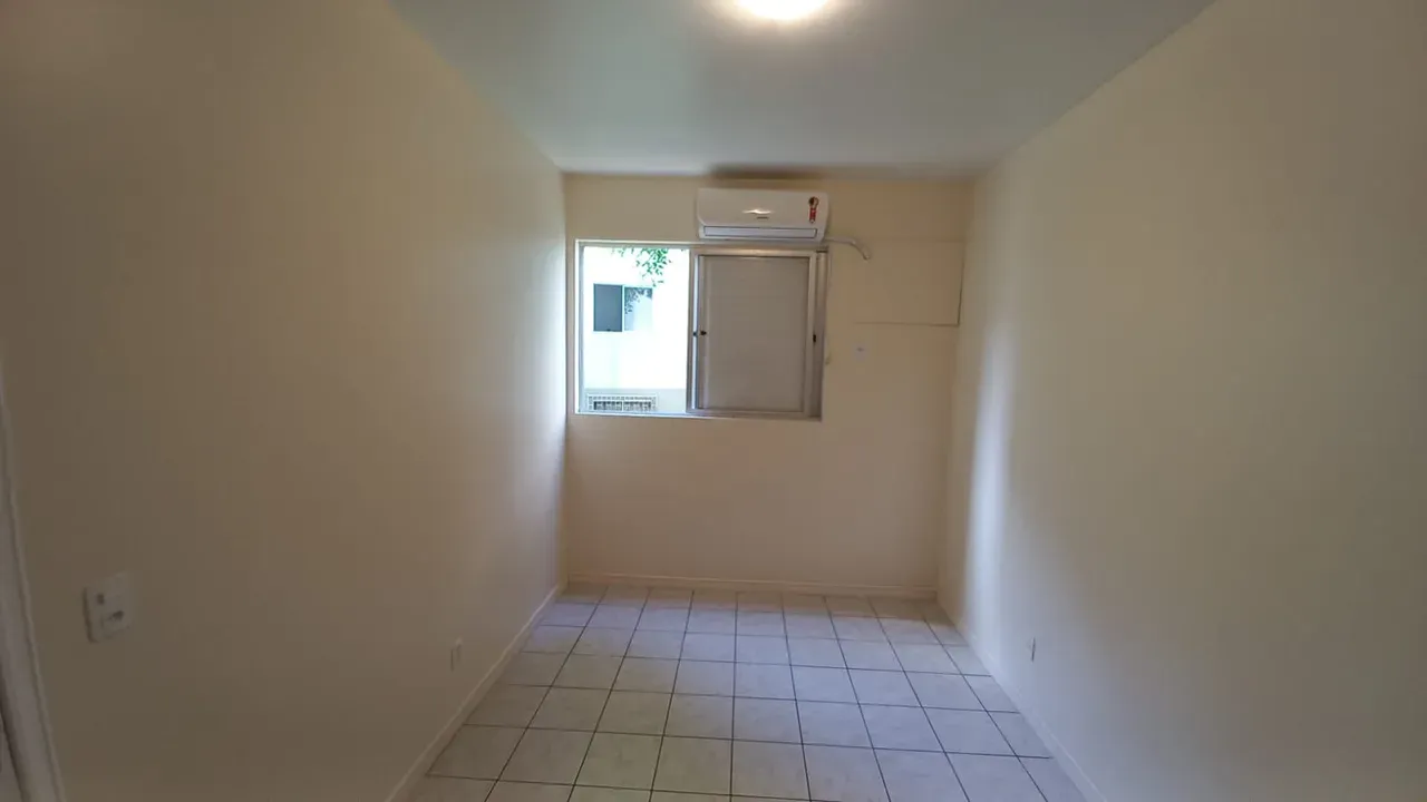 1-комнатная квартира с кондиционером и 67 м² — photo 8
