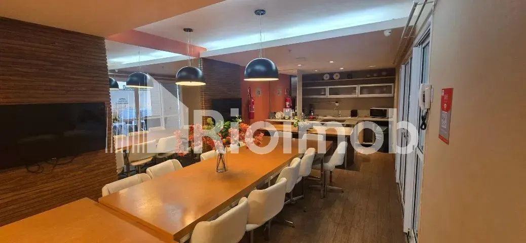 Apartment with 2 bedrooms, 1 suite and balcony — photo 9