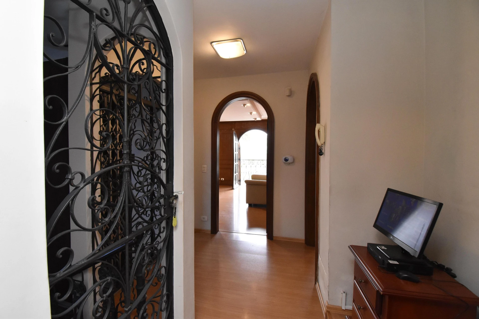 Casa mobiliada com 5 quartos e 3 suítes — photo 94