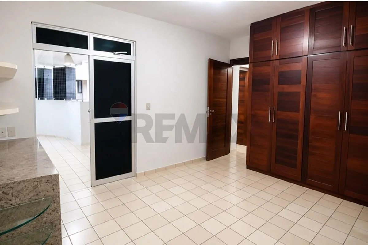 3-bedroom rental apartment with 137 m² and parking — photo 9