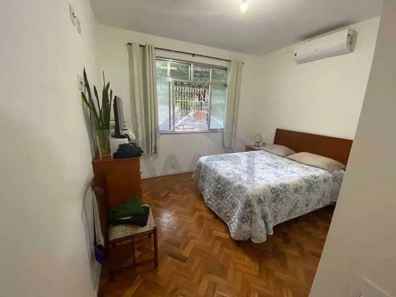 Triplex street house with 3 bedrooms and 5 bathrooms — photo 3