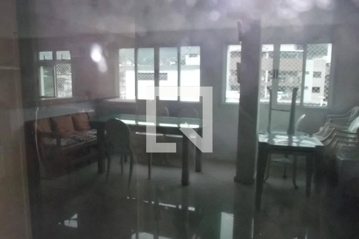 Furnished apartment with 3 bedrooms and enclosed balcony — photo 43